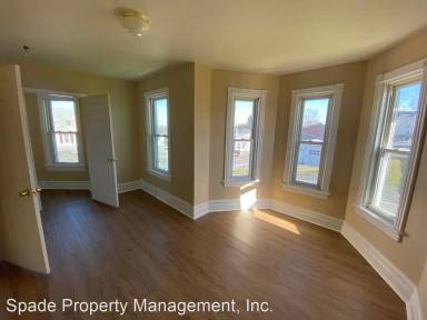 Main picture of 2130 Siegfried Ave