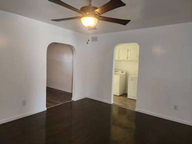 Main picture of 605 W 16th St
