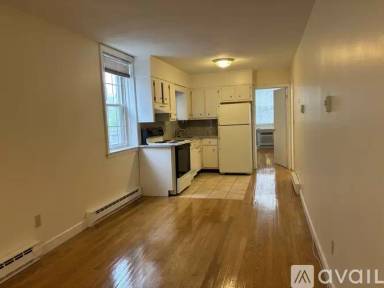 Main picture of 94 Tyler St