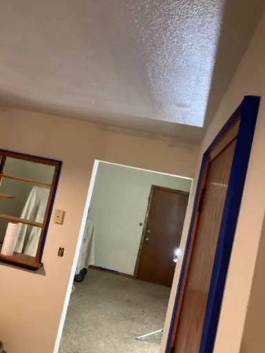Main picture of 320 4th St SE