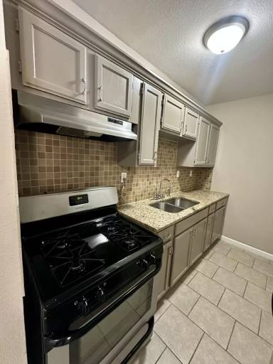 Main picture of 1305 E Armour Blvd