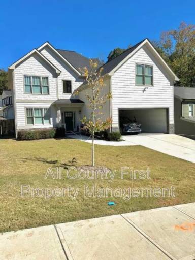 Main picture of 2675 Eagles Crest Ln