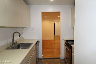 Main picture of 207 East 37th St