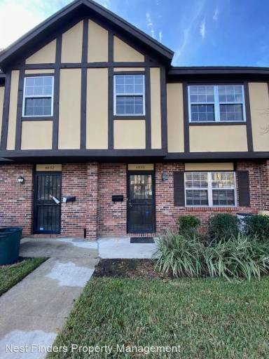 Main picture of 4830 Windrush Ln