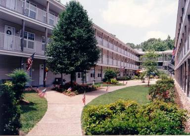 Main picture of The Commons At Greenwood