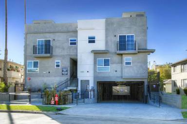 Main picture of 8621 Ramsgate Ave