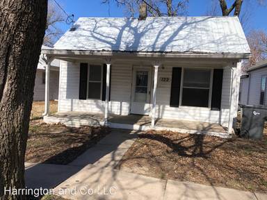 Main picture of 120 W 2nd St