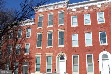 Main picture of 834 E Preston St