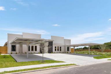 Main picture of 2014 Summerland Ln