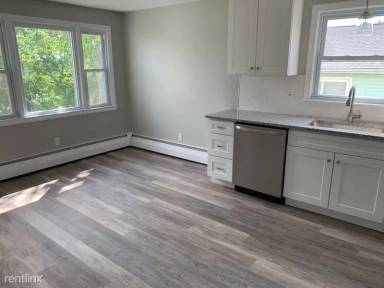 Main picture of 875 Farmington Ave