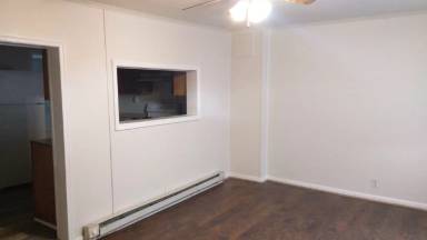 Main picture of 105 E Liberty St