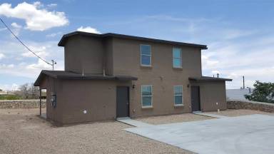 Main picture of 3805 Moonlight Ave