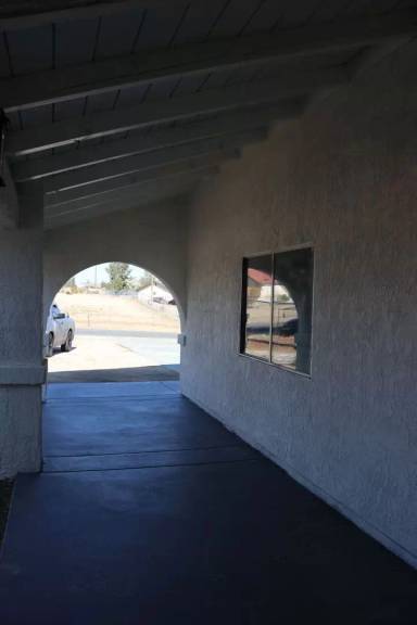 Main picture of 18351 Willow St