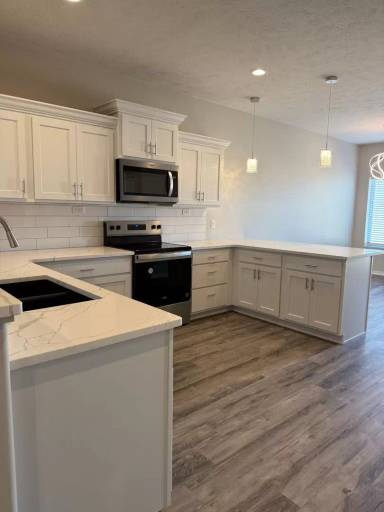 Main picture of 8831 S 47th St
