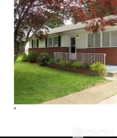 Main picture of 513 Franklin Ave