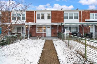 Main picture of 2034 Kelmore Rd