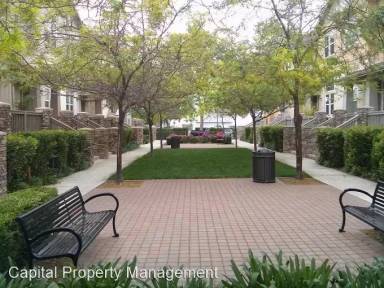 Main picture of 405 Washington Sq