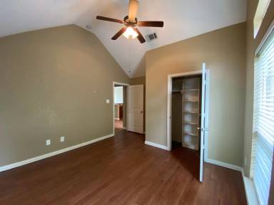 Main picture of 254 Driftwood Ct