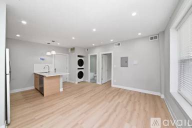 Main picture of 2158 W 21st St