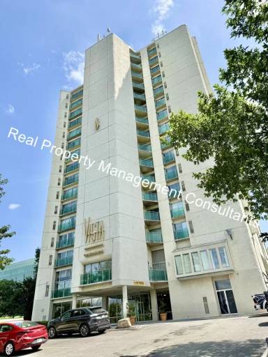 Main picture of Vista Condominiums