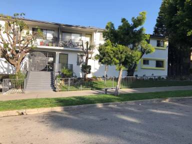 Main picture of 345 S Westlake Ave