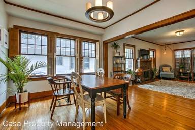 Main picture of 2315 Ryons St
