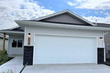 Main picture of 6814 68th St S
