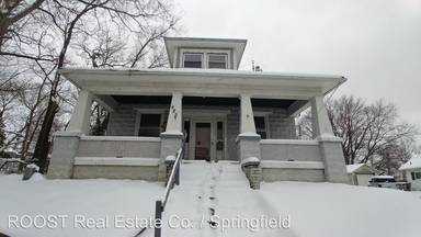 Main picture of 425 N Belmont Ave
