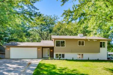 Main picture of 241 Harrington Dr