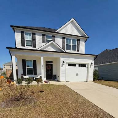 Main picture of 3976 Aquarius Way