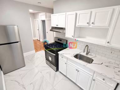 Main picture of 846 S Orange Ave