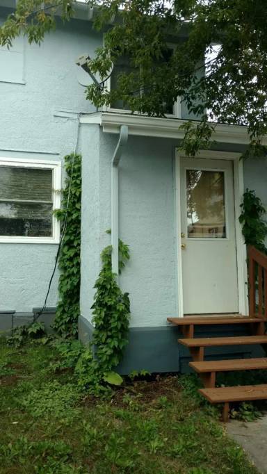 Main picture of 8912 Hilton St