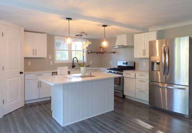 Main picture of 2677 17th Ave E