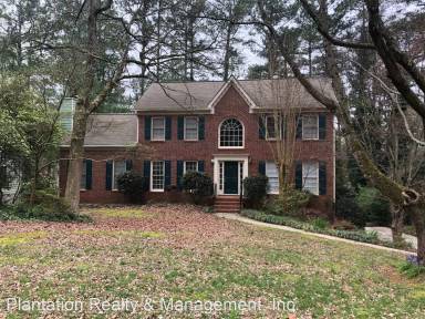 Main picture of 2085 Wilshire Dr SW