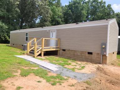 Main picture of 241 Grady Dr
