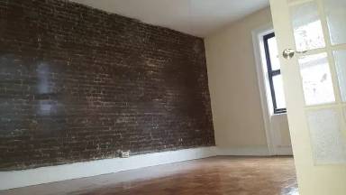 Main picture of 800 E 14th St