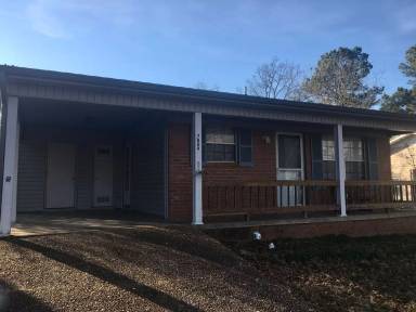 Main picture of 7809 Powell Dr