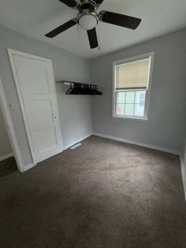 Main picture of 820 S Western Ave