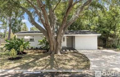 Main picture of 6690 33rd Ave N