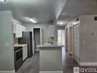Main picture of 6040 Westgate Dr