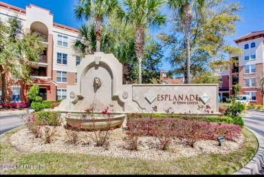 Main picture of Esplanade Condo