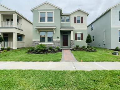 Main picture of 15893 Moonlight Bay St
