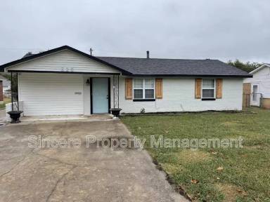 Main picture of 625 Askew Dr