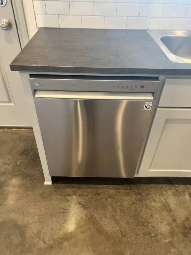 Main picture of 19580 Fonda St E