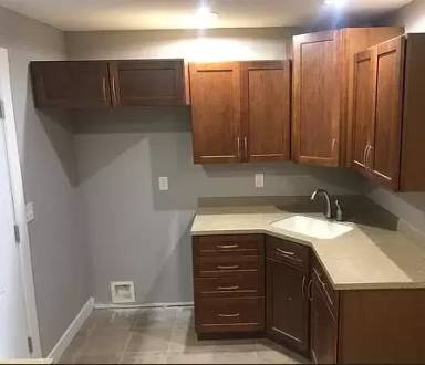 Main picture of 1001 Fairview Ave