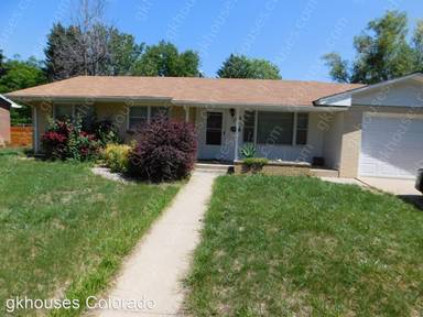 Main picture of 1316 E Pitkin St
