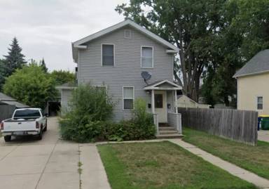 Main picture of 1733 Smith St