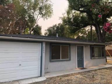 Main picture of 2095 Olympic Blvd