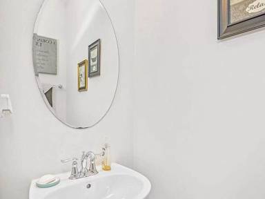 Main picture of 314 Landing Dr