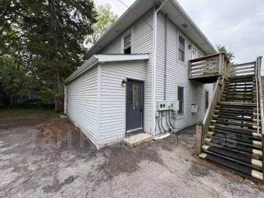 Main picture of 751 N Rangeline Rd